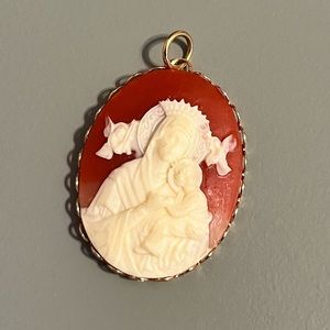 Virgin Mary Cameo Pendant